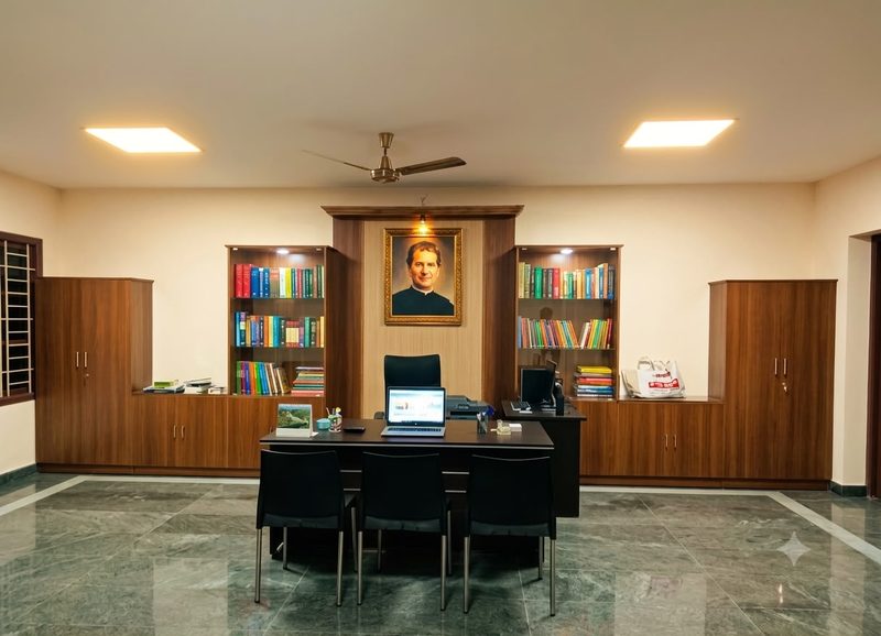 Modern corporate office interior design and space planning in Coimbatore
